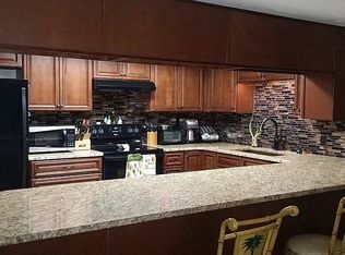 9703 E Goldfinch Ln, Inverness, FL 34450