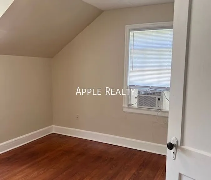 102 W Maynard Ave #A — Photo 12