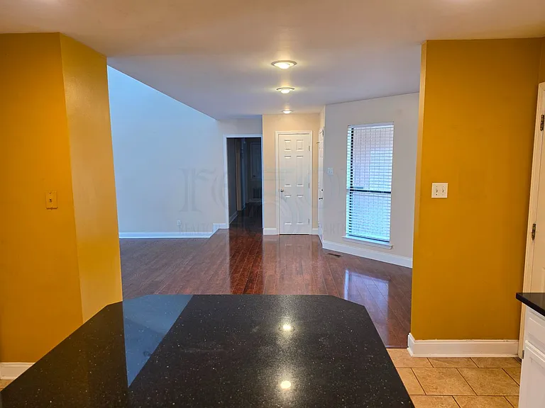 6 Woodlore Ct — Photo 8