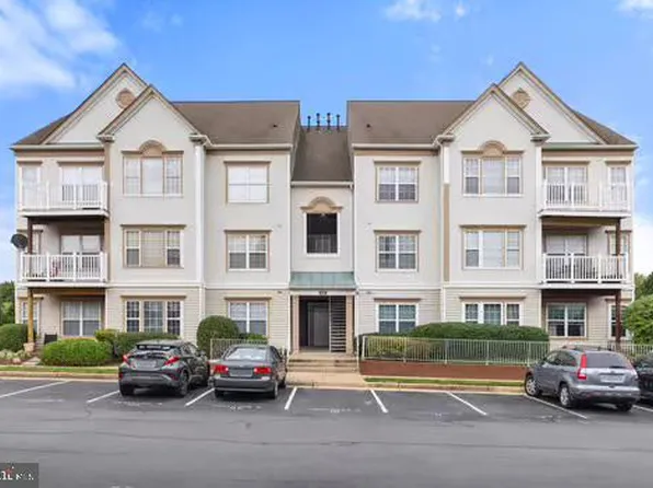 21855 Locomotive Ter Unit 303, Sterling, VA 20166