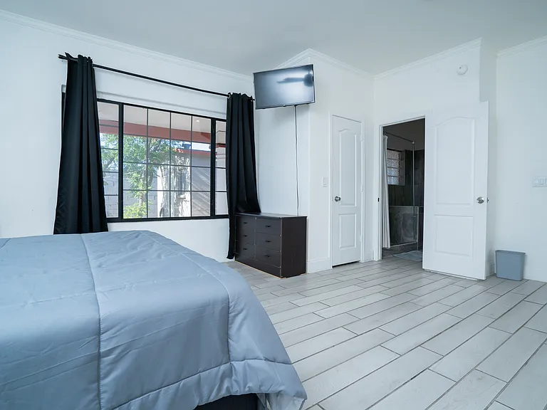 5102 W Osborn Rd — Photo 42