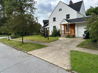 3690 Randolph Rd, Cleveland Heights, OH 44121