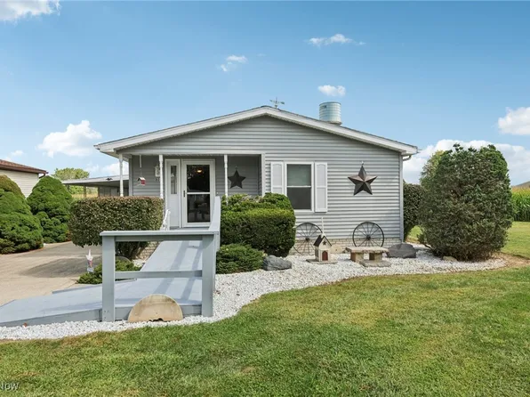 805 Regent Ct, Wellington, OH 44090