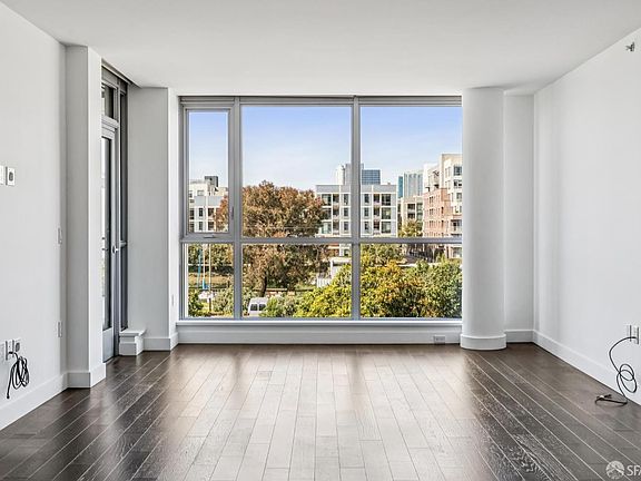 3rd image of 718 Long Bridge St APT 319