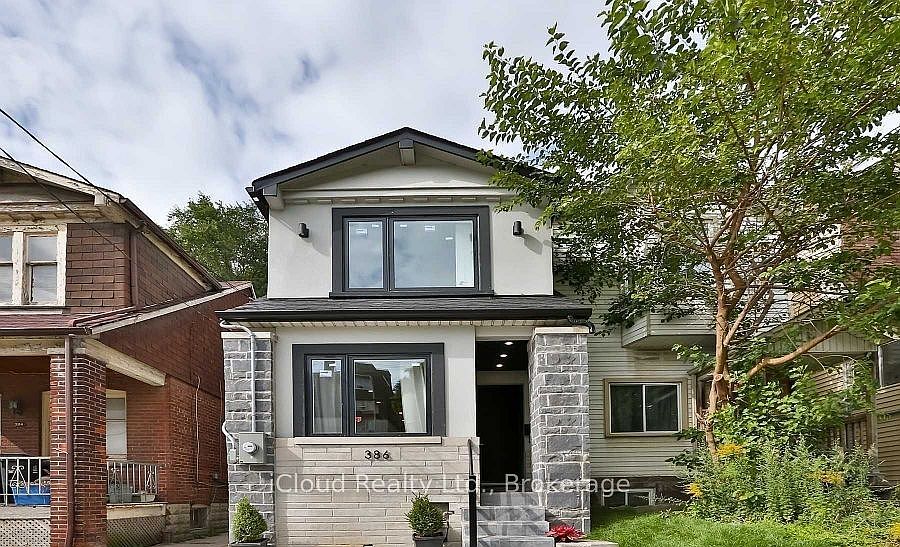 1st image of 386 Coxwell Ave