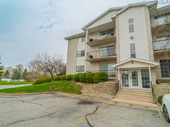 400 Sturdy Rd Unit 1-A, Valparaiso, IN 46383