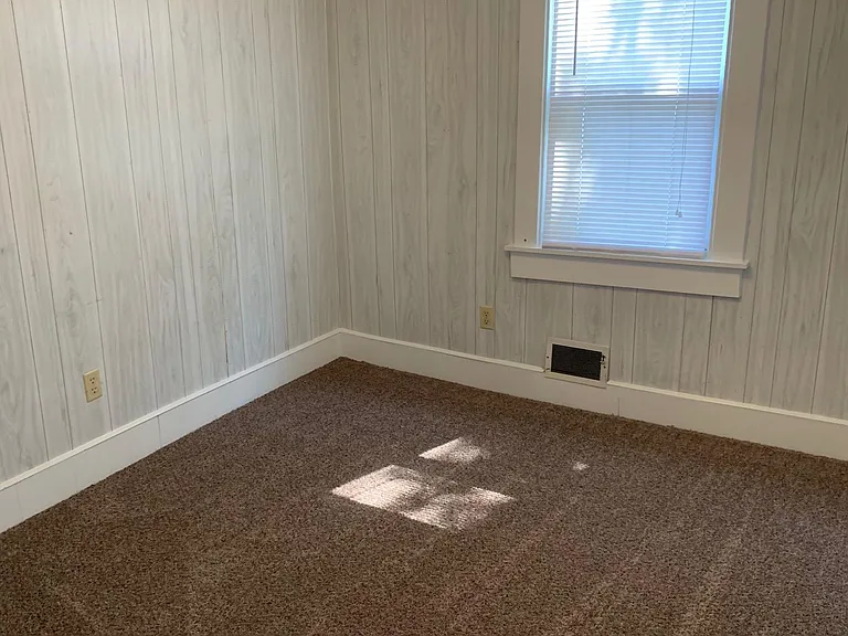 609 Oak Hill Ave — Photo 8