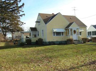 50 Woodlawn Dr, Ravena, NY 12143