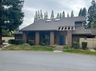 1821 Discovery Village Ln, Gold River, CA