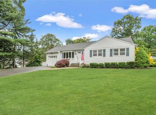 237 Maple Ave, Smithtown, NY 11787