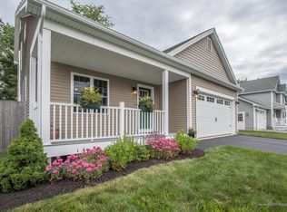 11 Sawgrass Dr, Scarborough, ME 04074