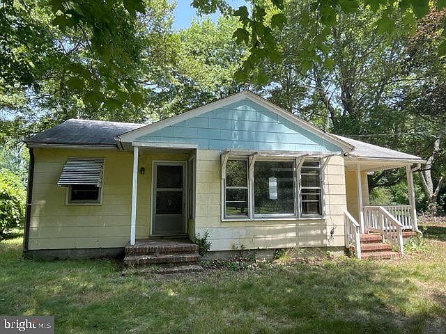1st image of 518 Arrington Rd