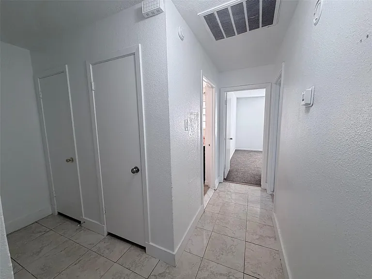 2217 Basket St — Photo 7