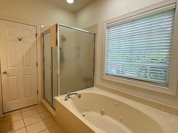 Primary Bath Shower/Jet Tub