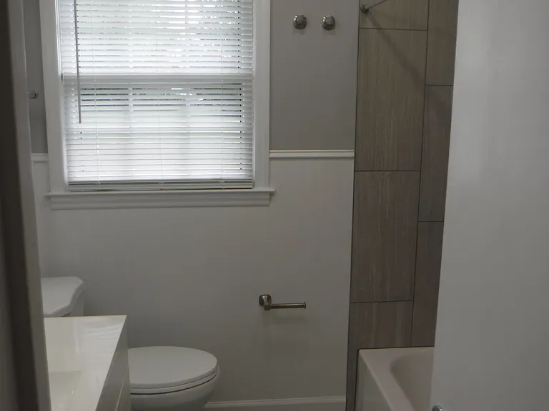 2100 Thornfield Rd — Photo 13