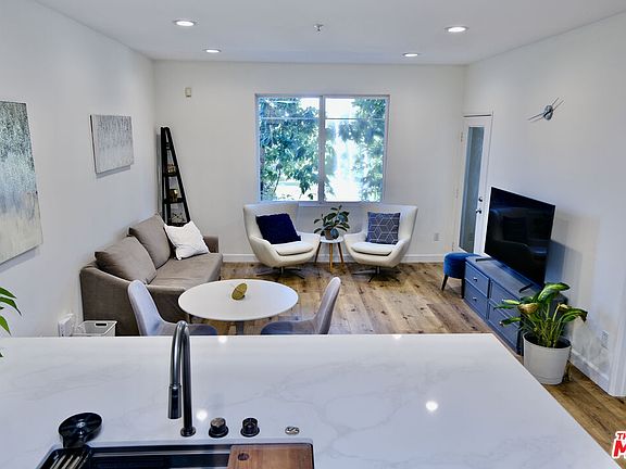 5th image of 13200 Pacific Promenade APT 212