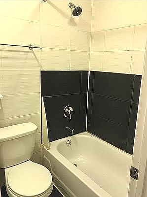 4th image of 42 Carlton Ave APT 2R