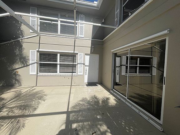 3rd image of 3249 SW Sunset Trace Cir