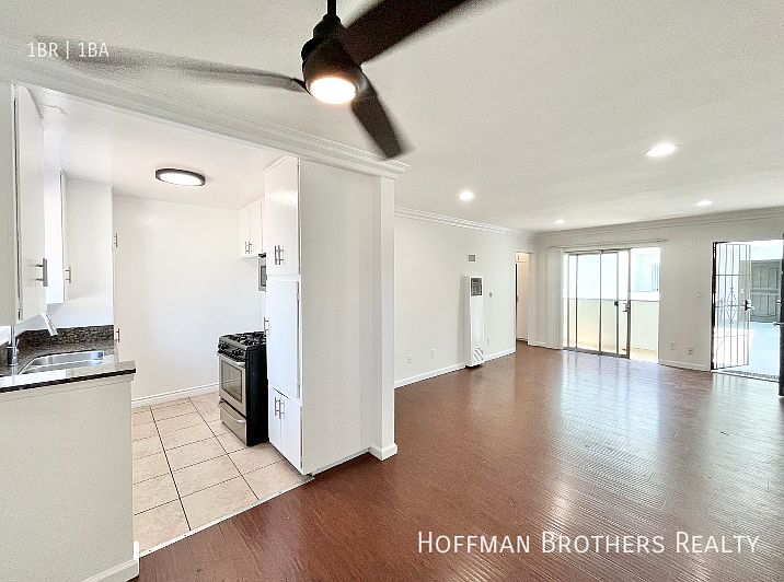 1st image of 5224 Lexington Ave #30