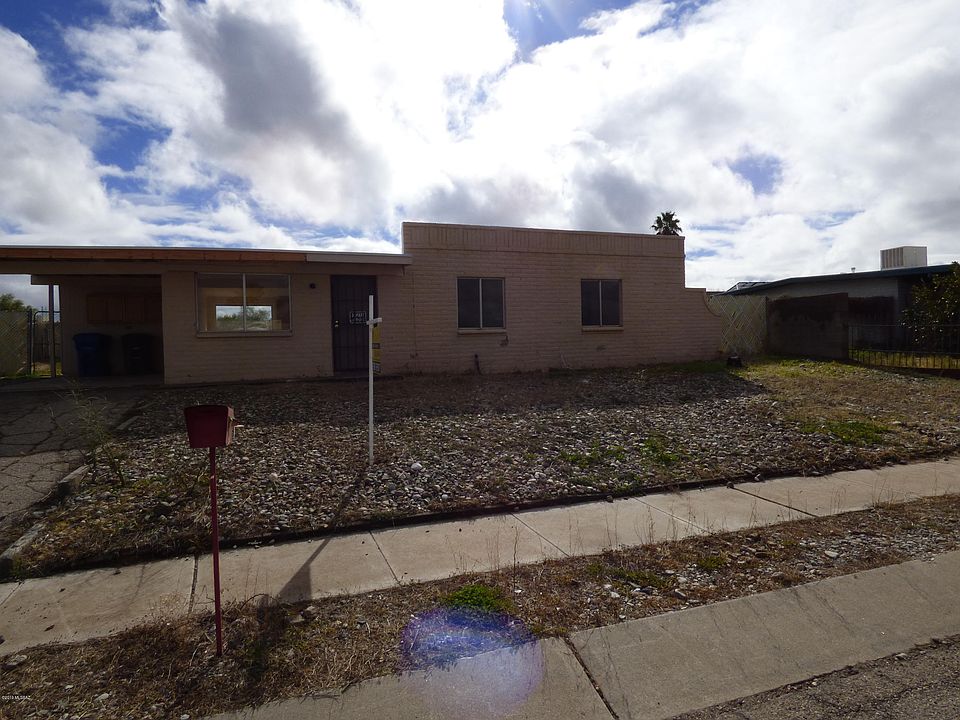 1st image of 7540 E Poplar St