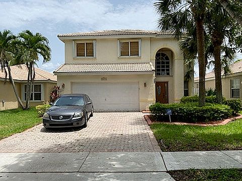 1st image of 20833 NW 14th Ct