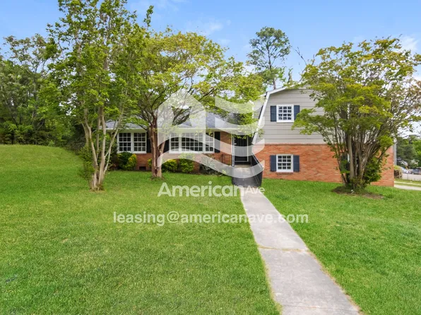 2300 Oakcrest Rd, Columbia, SC 29223