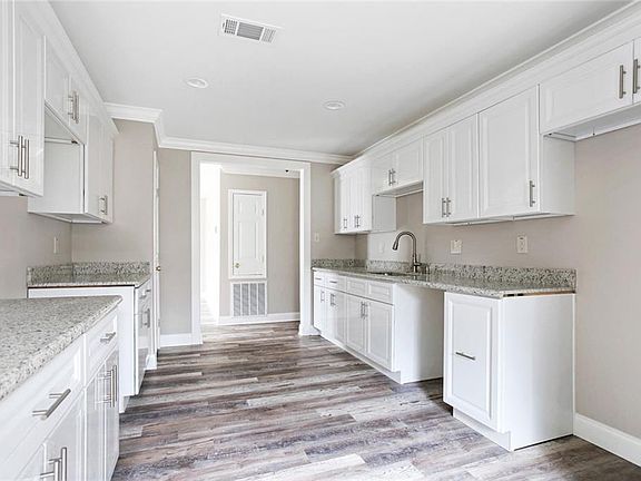 5th image of 7730 Tricia Ct