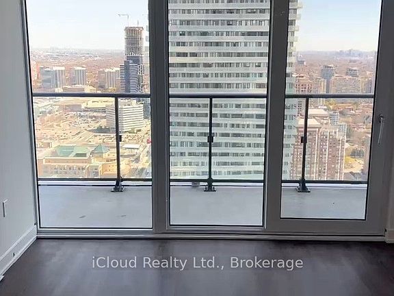 3rd image of 448 Burnhamthorpe Rd W #4007
