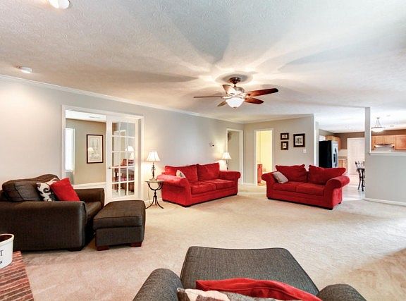 5th image of 9304 Countryway Dr
