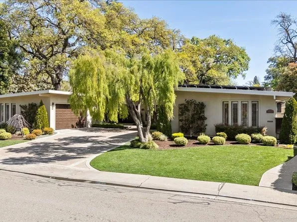 7222 Park Woods Dr, Stockton, CA 95207