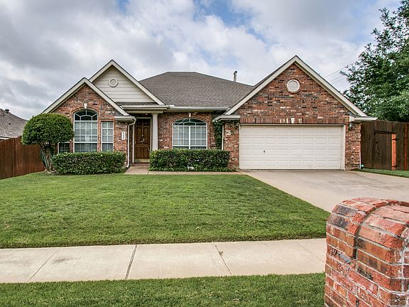 2nd image of 5309 Water Oak Dr