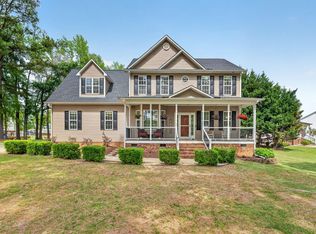 10 Roping Horn Way, Willow Spring, NC 27592