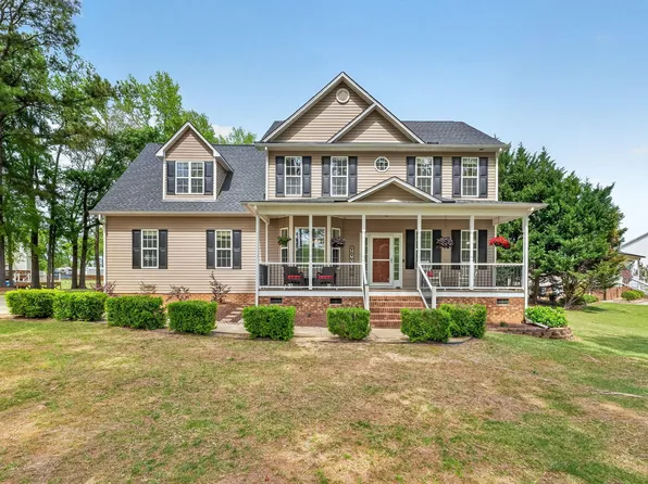 10 Roping Horn Way, Willow Spring, NC 27592