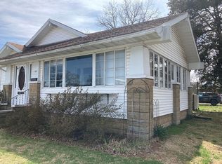108 W Randolph St, Pinckneyville, IL 62274