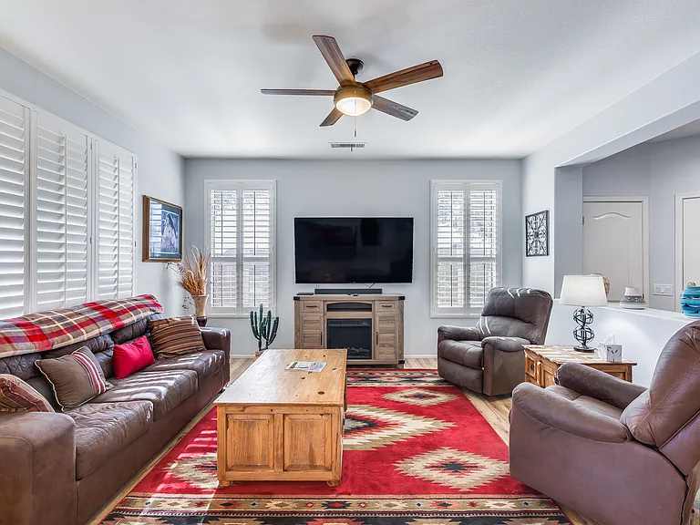 15511 W Coral Pointe Dr — Photo 6