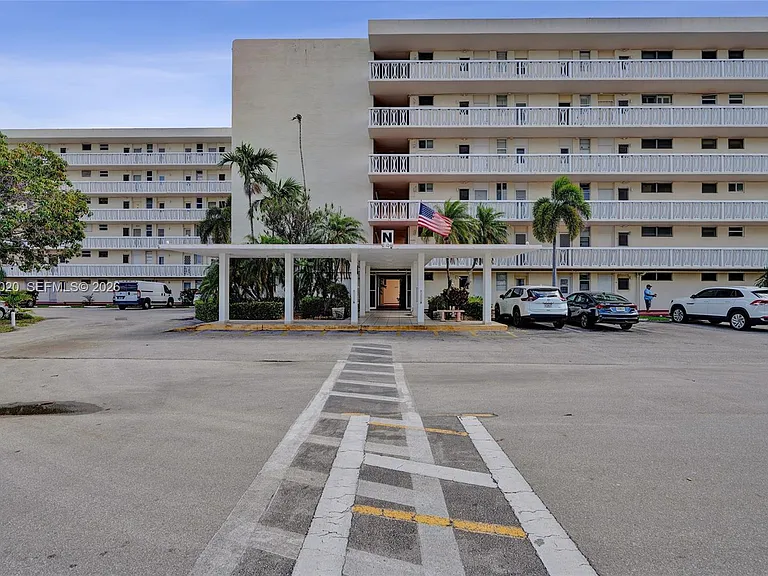 2920 Point East Dr #N408 — Photo 32