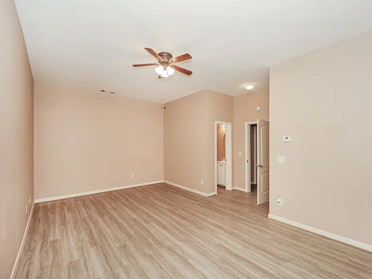 18 Forrest Ln — Photo 11