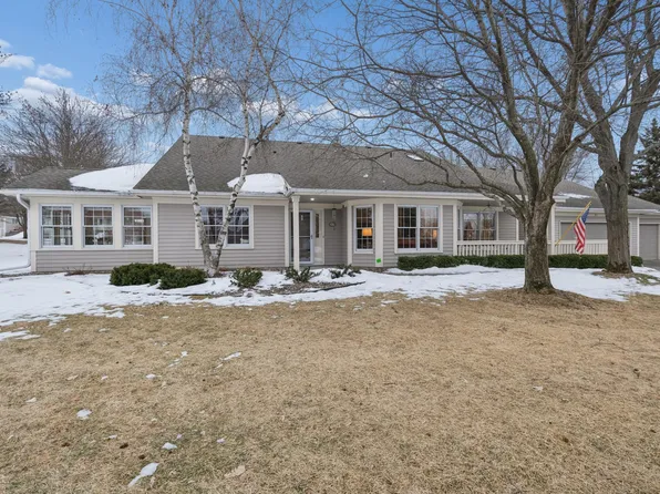 877 Ivy Ln, Eagan, MN 55123