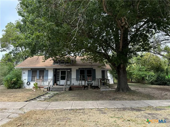 918 N 11th St, Temple, TX 76501