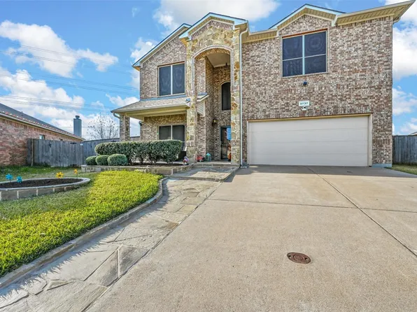 5737 Comanche Peak Dr, Fort Worth, TX 76179