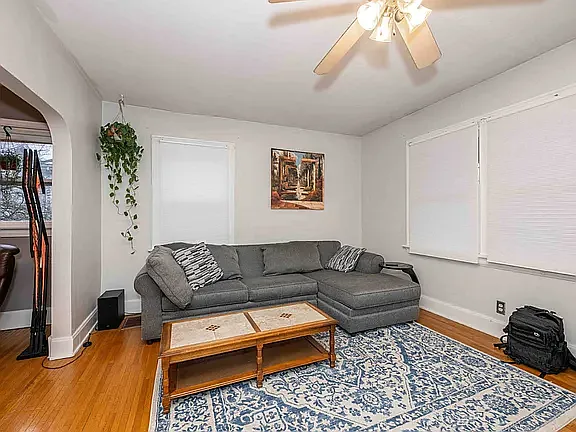 1 bed, 832 sqft, $1,450 — Photo 4