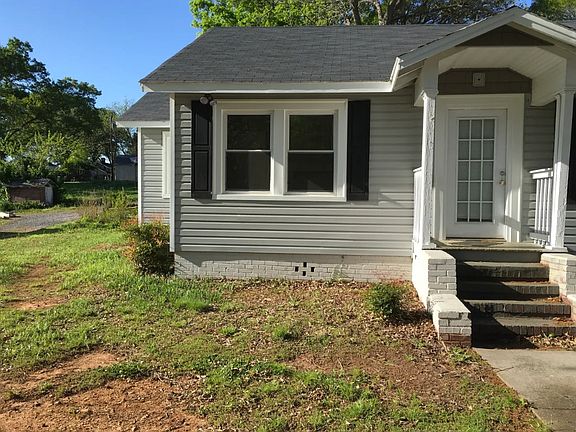2nd image of 5204 Wilkinson Blvd