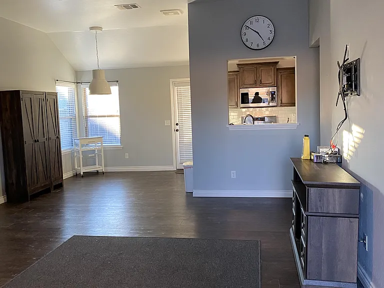 2622 Trailwood Dr — Photo 4