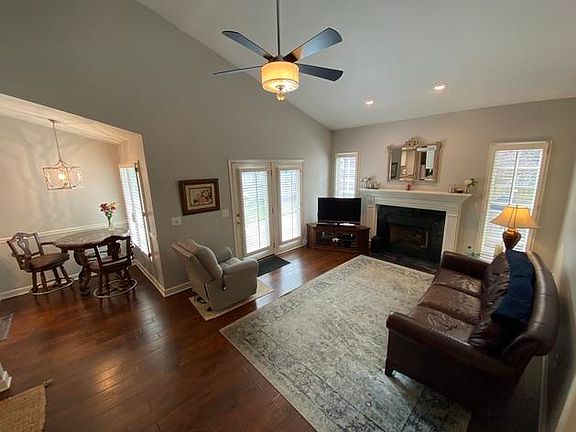 2nd image of 1433 Kenton Way
