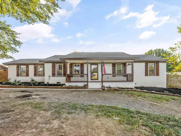 17359 Jones Rd, Athens, AL 35613
