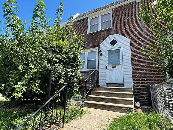 3rd image of 6137 Montague St