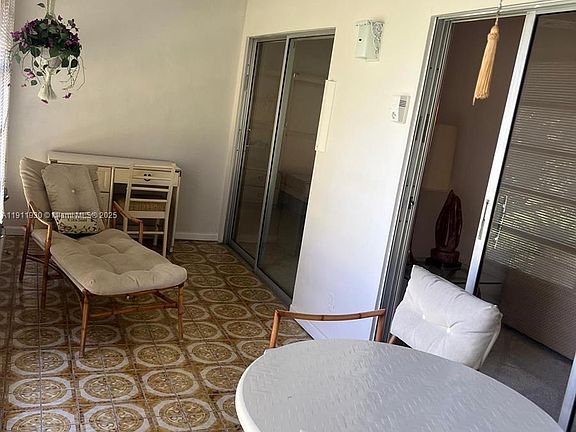 5th image of 3102 Portofino Point #3102M2