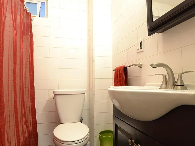 315 Warren St #2 — Photo 7