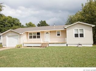 17 Ross St, Pryor, OK 74361