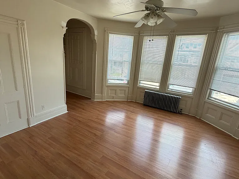 910-912 Madison Ave #2 — Photo 5